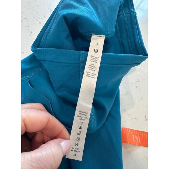 Lululemon Swift Speed High Rise Crops - Picture 6 of 7